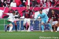 INAC神戸「可変システム」に楠瀬直木監督がぶつけた日本代表CB「配置変更」【2つの浦和レッズ「最新ゲーム」徹底分析】(1)の画像