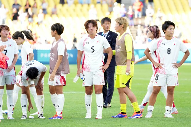 パリ五輪なでしこジャパン「激闘の記録」PHOTOギャラリー16枚　グループリーグ初戦スペイン戦　藤野あおば「絶妙フリーキック」で先制するも…清水梨紗が負傷離脱！強豪スペインに逆転負けの画像015