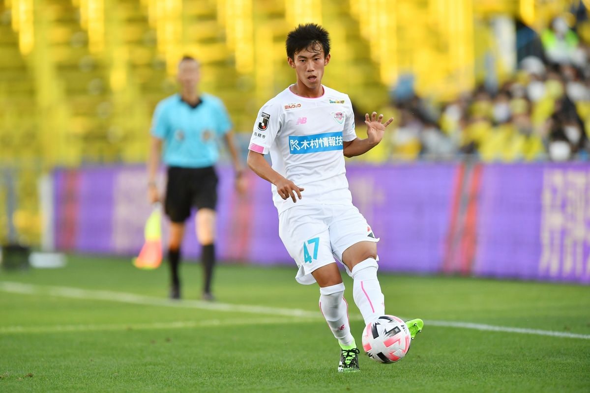 サガン鳥栖 ユース最強 の理由 3 17歳jリーガー 中野伸哉を見よ サッカー批評web