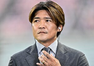 「ちゃんと右真ん中左で並んでる」本田圭佑、大久保嘉人ら南アW杯”3トップショット”に「最高のメンツ」とファン歓喜！「すっごくなつい」「ワカワカ聴くと思い出します」の声の画像
