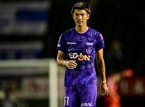 「完璧すぎる」「連携が冴え渡ってる」広島の満田誠→加藤陸次樹の“下部組織ホットライン” の首位撃破弾に称賛続々！「この天才2人は代表呼んで欲しいけど」との声もの画像