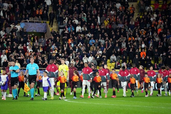 ｢ほぼすべてのチャンスに関与｣モナコ南野拓実のCL現地密着！74分間のプレーでプレイヤー・オブ・ザ・マッチ選出｢次の2試合の相手は非常に手強い｣激白【ASモナコvsガラタサライ】PHOTOギャラリーの画像001