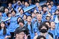 【サポーターアルバム(3)】G大阪戦での観客席＆入場時の川崎フロンターレのサポーター写真77枚！選手と手をつないだ子どもたちなど現地写真「川崎フロンターレーガンバ大阪(3)」の画像014