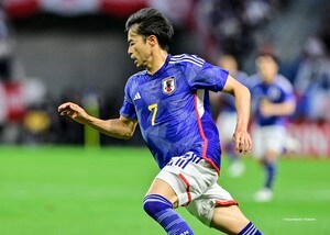 【戦術・三笘薫の現在地(2)】三笘依存症に備え、森保監督に求められる“左サイドのオプション”……ライバル候補の一人は「自分はまだ比較対象ではない」の画像