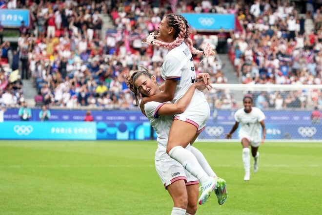 パリ五輪なでしこジャパン「激闘の記録」PHOTOギャラリー22枚　準々決勝アメリカ戦　金メダル獲得アメリカを相手に延長戦までもつれ込む「大奮闘」も…デニス・ロッドマン娘の一発に沈むの画像013