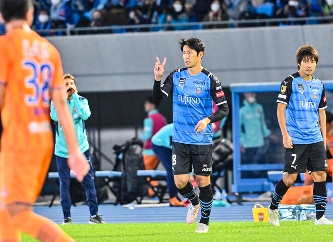 【J1考察】横浜F・マリノス戦でも、シーズンを通しても川崎フロンターレを救った「レギュラーではない男」山村和也【現在の日本サッカー「最高峰」を争ったJ1最終節】(2)の画像