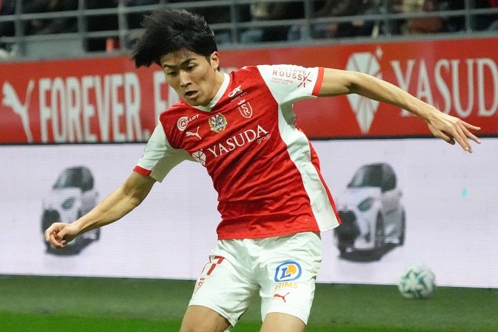 ｢こんなん決められたら惚れるわ｣中村敬斗、劇的AT弾から続く躍動！ランスは痛恨も｢反転フィニッシュ｣の余韻と際立つエースの存在感