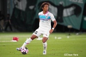 【2025年J2「開幕前診断」有力チーム編】レッドブルグループ入りでJ1級戦力を保持のRB大宮アルディージャ、チーム刷新のサガン鳥栖、清武弘嗣が復帰した大分トリニータにも注目【戸塚啓のJ2のミカタ】(2)の画像