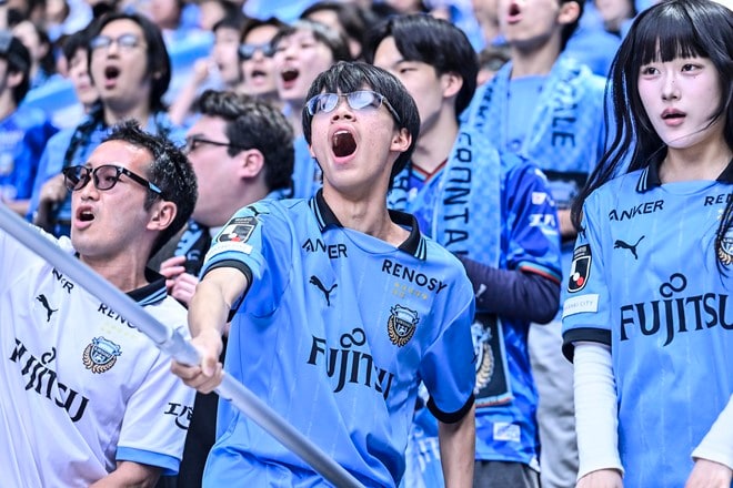【サポーターアルバム】ACLE準優勝後初の国内試合に駆け付けた川崎フロンターレのサポーター写真80枚！ 国立を青く染め上げる「鹿島アントラーズー川崎フロンターレ」の画像020