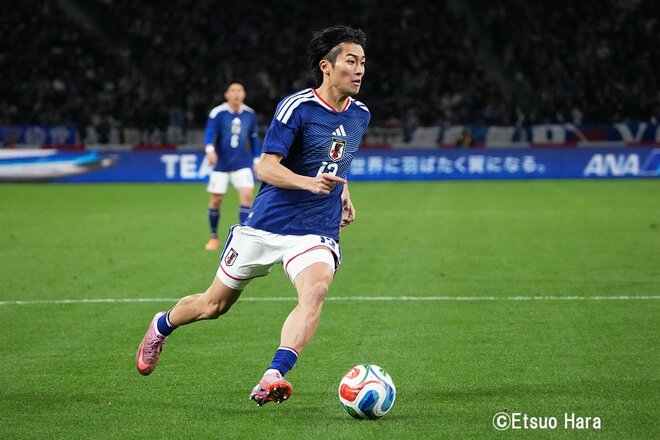鎌田大地が｢完璧｣左足ボレーで先制！2点目の町野修斗が｢歓喜｣の飛ばないケイン！年内ラストは中村敬斗の｢神ワザ｣股抜き弾！森保一監督｢100試合後｣のゴール裏！【日本代表vsボリビア代表】原悦生PHOTOギャラリーの画像008