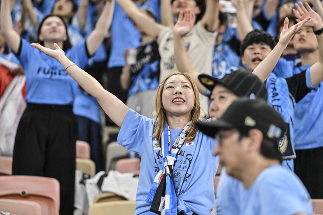 【サポーターアルバム(1)】3得点勝利でクラブ初アジア・ファイナリスト！ ACLE準決勝に駆け付けた川崎サポーターの現地撮影70枚！「川崎フロンターレ―アル・ナスル」の画像016