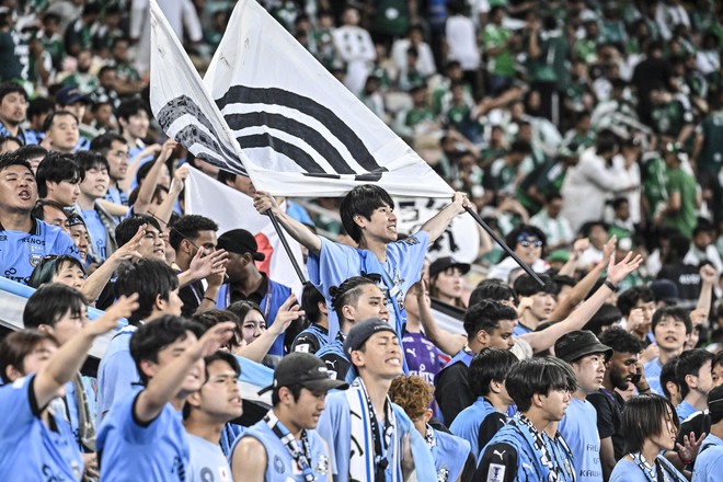 【サポーターアルバム】ACLE決勝に駆け付けた川崎サポーターは衝撃の700人！ 現地で声援を送ったサポーター写真81枚「アル・アハリー川崎フロンターレ(3)」の画像066