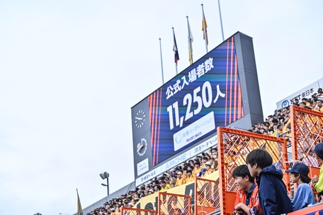 【サポーターアルバム】敵地で完敗も、試合後に大きな声で鼓舞したベガルタ仙台のサポーター写真63枚！ 人数＆声量で圧巻！！「ＲＢ大宮アルディージャーベガルタ仙台」の画像011
