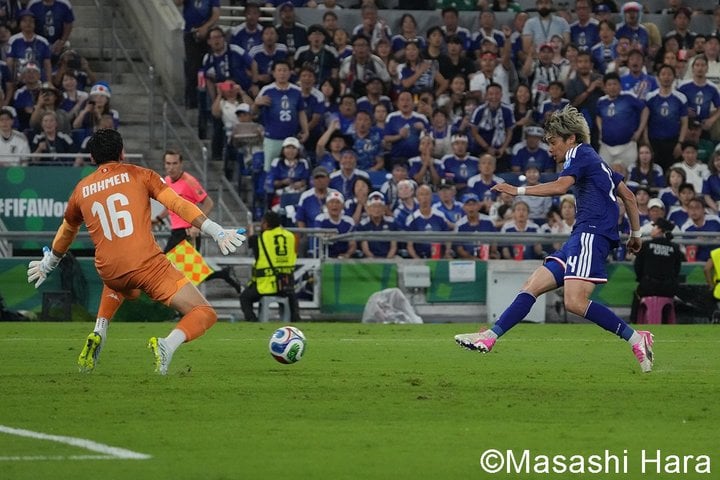 【W杯】FIFA公開｢日本の勝利を支えたサポーターたち｣現地応援ショットに大反響｢えっ、日本人がいない⁉｣｢メキシコの人たちありがとう｣両国の知られざる絆