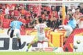 後半ATに生まれた執念の豪快同点弾！ 殊勲の横浜FC伊藤槙人は｢本当、悔しい結果に終わってしまった｣J1残留へ向けてつかみ取った｢勝点1｣の意味【横浜FC vs名古屋グランパス】激闘PHOTOギャラリーの画像003