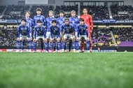 大住良之の｢この世界のコーナーエリアから｣第145回【サッカー界から消えた｢フェアプレー｣は何色か】(3)宣言後も変化がない｢Jリーグの試合｣とスペインで目撃した｢旗の色」の画像