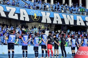 川崎フロンターレの新加入2選手に早くも明暗！「等々力で放った一発ギャグ」意外な結果の画像