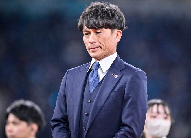 「ユニフォームだと若返るの？」日本サッカー協会次期会長の宮本恒靖氏が久々にピッチでプレーしたサプライズ姿が話題に！「イケ過ぎている」「アラフィフですよね!?」の声の画像003