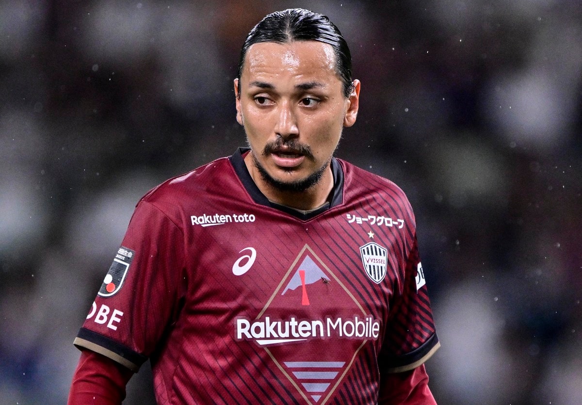 モデル雑誌に載りそう！」ヴィッセル神戸DFが披露した2枚の写真に