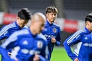 サッカー日本代表、パラグアイ代表を「4ー1」で撃破！三笘薫｢超絶ループ弾｣！アジア最終予選で苦しんだ鎌田大地と浅野拓磨もゴールで｢サバイバルレース激化｣…南米強豪粉砕の｢4ゴール｣とは?【動画】の画像