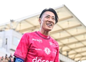 「めっちゃ笑った」南雄太氏の引退試合で息子が“伝説のオウンゴール”再現のまさかの始球式で掴みOK！「笑いの中に温かさありサイコーに盛り上がった!!」の声！の画像