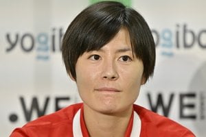 ｢やっぱりヴェルディ×コカコーラは最高｣王者ベレーザの“始祖鳥＆星”付きの新ユニフォームに反響！｢まさに名門のユニフォームだ｣｢新女王に相応しいシャツ｣の声の画像