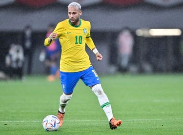 画像・写真：サッカー日本代表戦で見せたブラジル代表の｢最強4トップ