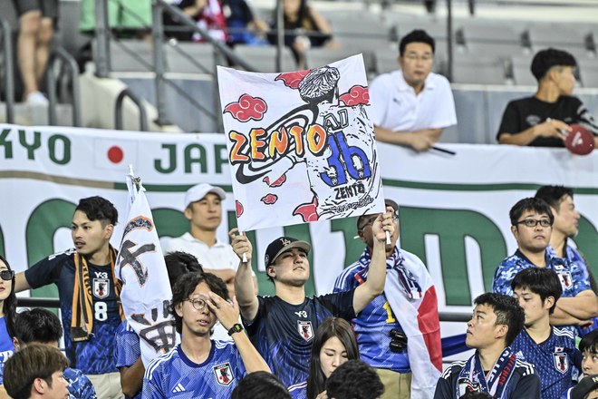 【サポーターアルバム】サッカー日本代表の中国戦完封勝利を支えたサポーター写真63枚！ 韓国・龍仁に駆け付けた現地観客席ショット「日本代表ー中国代表」の画像050