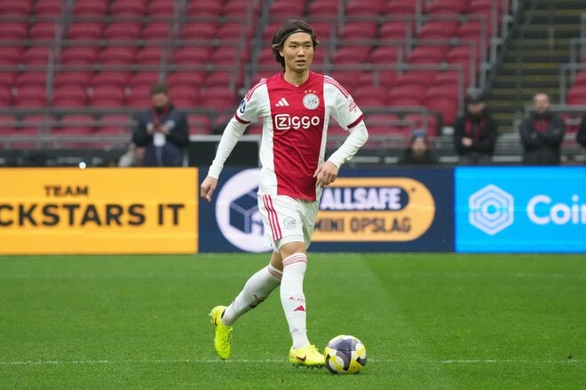 オランダ伝統の一戦『デ・クラシケル』に３人の日本人選手！｢板倉滉vs上田綺世&渡辺剛」が激しくぶつかり合った白熱の現地スタジアムに潜入【アヤックスvsフェイエノールト】PHOTOギャラリーの画像015