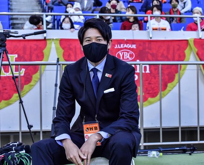 元日本代表・内田篤人氏がルヴァン決勝のピッチでカメラマンにお金を要求！ 気になる「理由と金額」の画像001