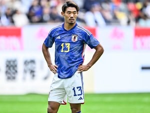 「なんかダサくて好き」「新しいパターン」日本代表MF守田英正のゴールを伝えるスポルティング公式の「漫画ツイート」が話題に！ まさかのイラストに現地ファンは「え、日本人だから？」と驚きの反応を見せるの画像