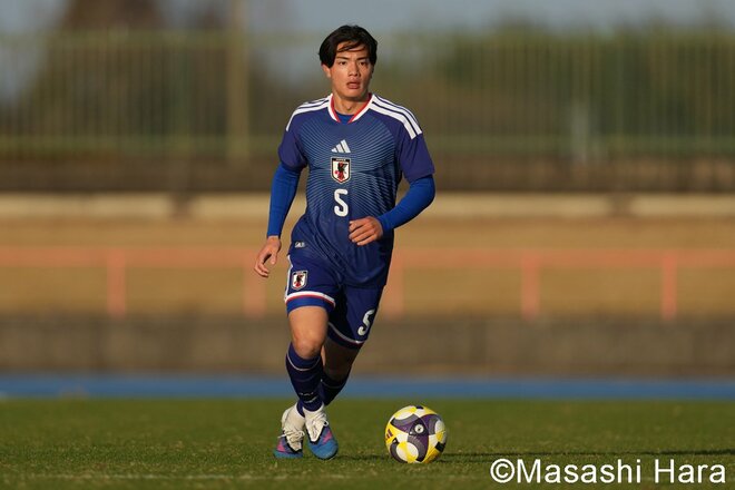 “ロス五輪世代”U-22日本代表｢6発大勝｣の現地ショット！貫禄の佐藤龍之介＆キャプテン大関友翔！市原吏音は30分限定！齋藤俊輔が地元の声援を浴びる【U-22日本代表vsU-21 ALL IBARAKI】激闘PHOTOギャラリーの画像006