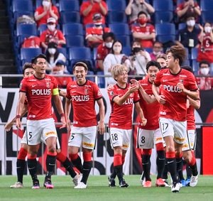 浦和、福岡戦で進化の完勝！(1)大型移籍続くチームにもたらされた活性化の画像