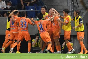 PHOTOギャラリー「ピッチの焦点」【明治安田Ｊ１リーグ　第２５節　ガンバ大阪ｖｓ清水エスパルス　２０２２年８月１４日　１９：０３キックオフ】の画像