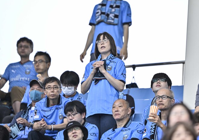 【サポーターアルバム(2)】G大阪戦の執念の同点弾導いた川崎フロンターレのサポーター写真94枚！ Gゾーンからメインスタンドまで撮影「川崎フロンターレーガンバ大阪(2)」の画像027
