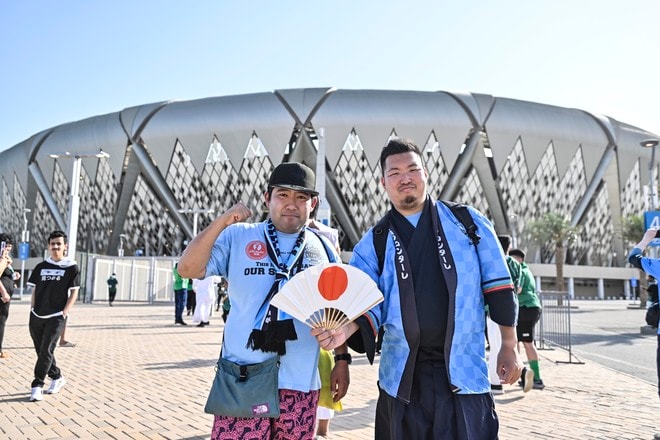 【サポーターアルバム】川崎のアジア王者を願って、ACLE決勝直前にスタジアム前で撮影した83枚のサポーター写真！ 「アル・アハリー川崎フロンターレ」の画像045