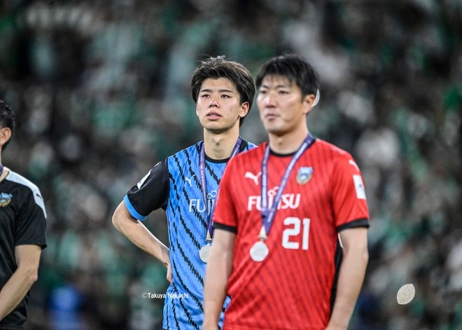 【川崎フロンターレアルバム】ACLE決勝での高井幸大の写真41枚！ フル出場も敗れ、試合後には涙を見るなど悔しさを露わに「アル・アハリー川崎フロンターレ」の画像030
