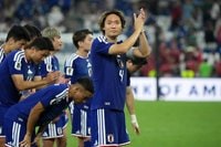｢もう1点取ることを忘れるな！｣｢まだ何も得てないぞ！｣森保ジャパンのチュニジア戦“気迫のハーフタイム”映像にファン興奮！｢痺れました｣｢かっこよすぎた｣