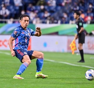 サッカー日本代表“2大ウィークポイント”｢左SB・長友佑都｣と｢CF・大迫勇也｣の現状と｢後継者候補５人｣(1)中山雄太、旗手怜央以外に考えられる選手は?サガン鳥栖の18歳DFも選出【画像】の画像