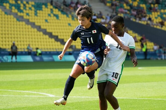 パリ五輪｢空飛ぶ｣ストライカー田中美南｢魂でねじ込んだ｣スライディング弾と美人なでしこ3人と1人｢いつも一緒｣泣ける写真、初出場＆初ゴールの奇跡の画像