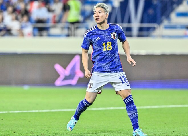 「性格悪い」「馬鹿にしたプレーとは思わない」サッカー日本代表・浅野拓磨とマッチアップしたドイツ代表DFアントニオ・リュディガーの「特徴的な走り方」にさまざまな声…元ドイツ代表MFは「アンプロフェッショナルだ」と痛烈批判の画像