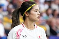 エース長谷川唯、代表復帰の清水梨紗ら｢23人中20人｣が海外組、ロンドン銀｢女子のバルセロナ｣が手放した最大の武器【4月以降わずか1勝｢かつての世界一｣なでしこジャパンの大問題】(1)