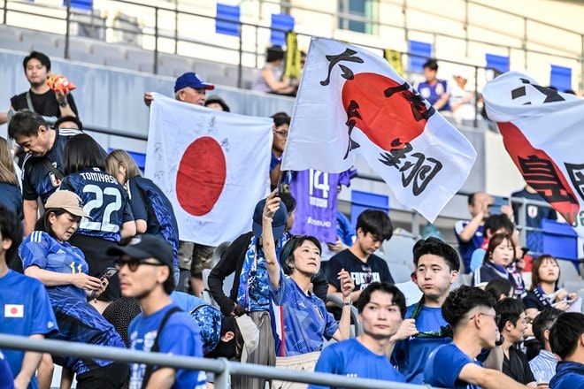 【サポーターアルバム】サッカー日本代表の中国戦完封勝利を支えたサポーター写真63枚！ 韓国・龍仁に駆け付けた現地観客席ショット「日本代表ー中国代表」の画像001