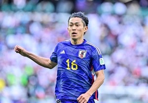 「マイクの動き完璧」「持ち味出してる」AZ毎熊晟矢の新シーズン開幕直前の絶妙アシストに称賛続々！「パスうますぎる!!」「左足でこんなスルーパス出せたんや」の声の画像