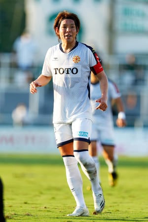 J2を輝かせる男たち(2)東京Vに加入！昨季大暴れ北九州を牽引したMFと松本「J1昇格」への“ラストピース”アタッカー【J2のミカタ特別編】の画像