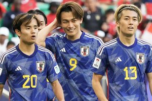 日本代表FW上田綺世の美人モデル妻、山脈ヘア＆韓国美女メイクで“別人級”激変！夫から“謎コメント”も｢本当に女神です｣｢透明感凄すぎる｣の画像