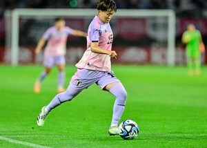 「無回転でニアぶち抜きやんw」なでしこ藤野あおばが「浅野もビックリなニアハイのゴーーール」を決める！「そこ抜く？」「すげーとこ撃ち抜いてる」とファンも驚愕！の画像