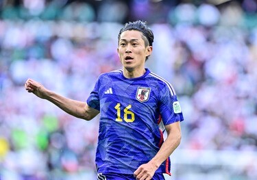 フュージョンしてる！」オランダAZ毎熊晟矢が新相棒と披露した
