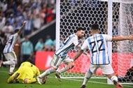 「もらい泣き」「涙腺崩壊」 アルゼンチン生まれの59歳アナウンサーの「W杯決勝、魂の実況」に23万いいね! フランス代表との劇的展開後に何度も繰り返された「アルゼンチンが世界王者に!」の画像