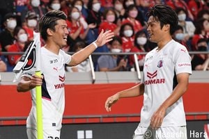 PHOTOギャラリー「ピッチの焦点」【明治安田Ｊ１リーグ　第２６節　浦和レッズｖｓセレッソ大阪　２０２２年９月１４日　１９：３４キックオフ】の画像